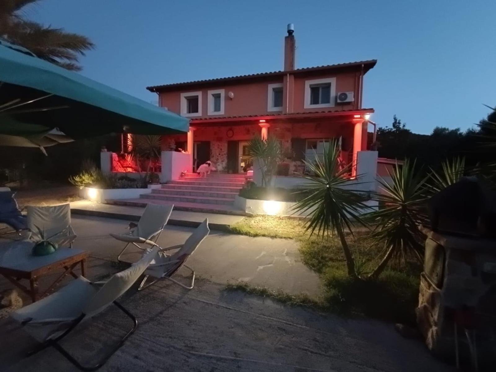 Orange Ville Villamassargia エクステリア 写真